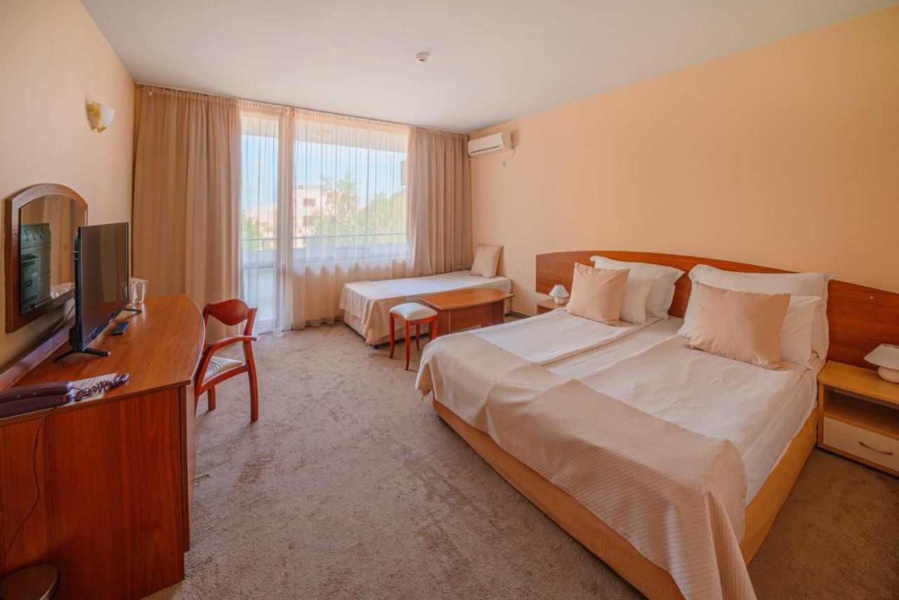Perla Plaza Hotel พรีมอร์สโก ภายนอก รูปภาพ