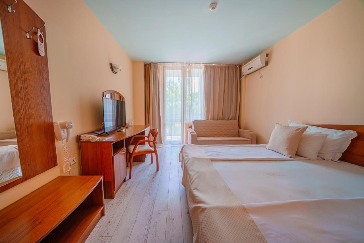 Perla Plaza Hotel พรีมอร์สโก ภายนอก รูปภาพ