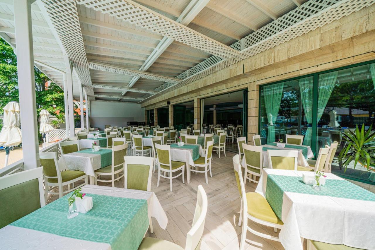 Perla Plaza Hotel พรีมอร์สโก ภายนอก รูปภาพ