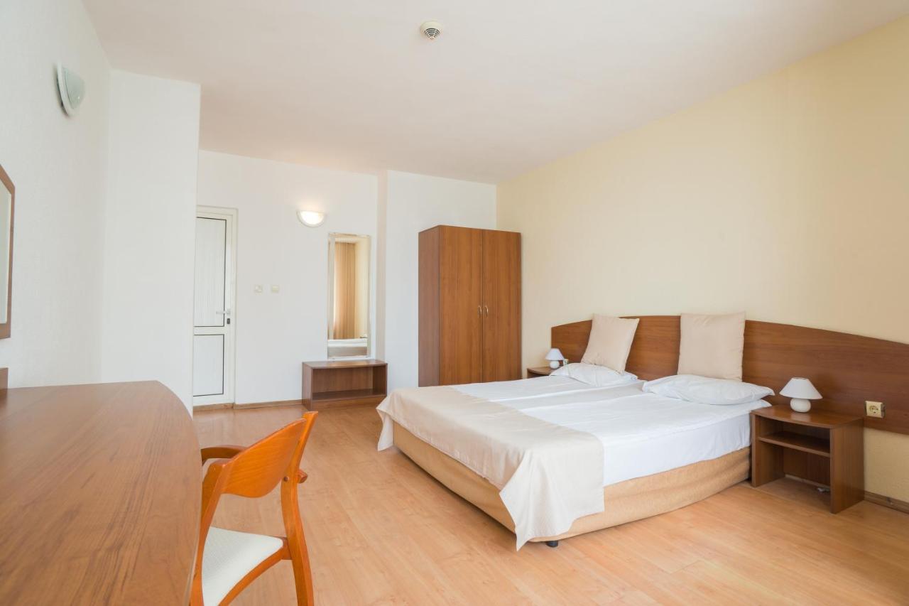 Perla Plaza Hotel พรีมอร์สโก ภายนอก รูปภาพ