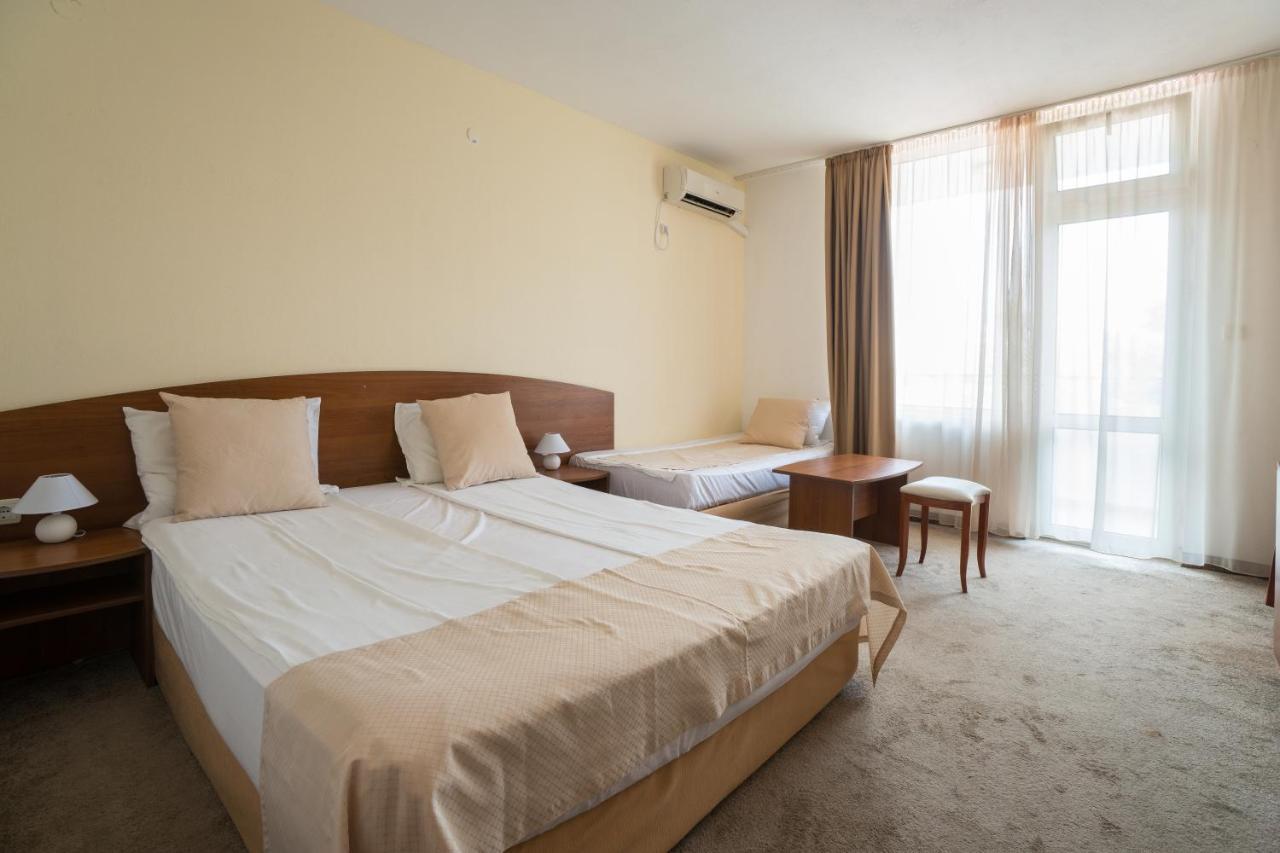Perla Plaza Hotel พรีมอร์สโก ภายนอก รูปภาพ