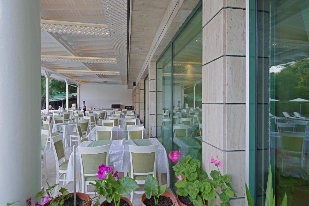 Perla Plaza Hotel พรีมอร์สโก ภายนอก รูปภาพ