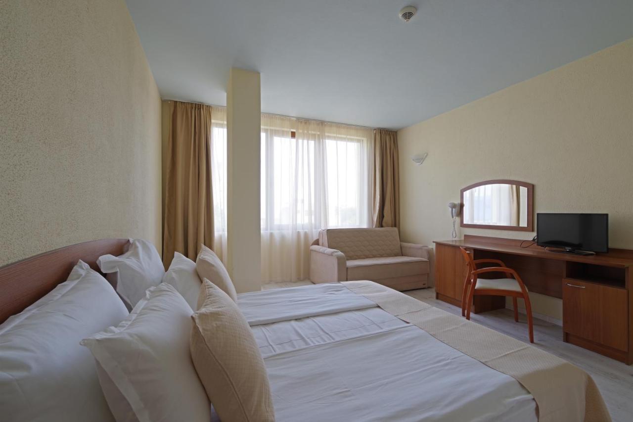 Perla Plaza Hotel พรีมอร์สโก ภายนอก รูปภาพ
