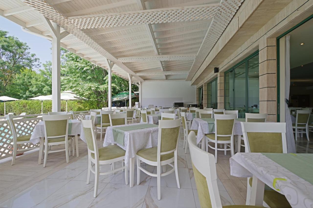 Perla Plaza Hotel พรีมอร์สโก ภายนอก รูปภาพ