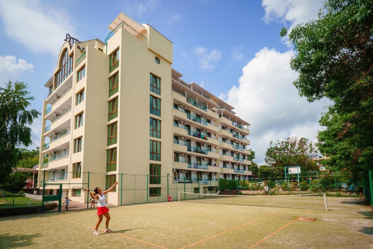 Perla Plaza Hotel พรีมอร์สโก ภายนอก รูปภาพ